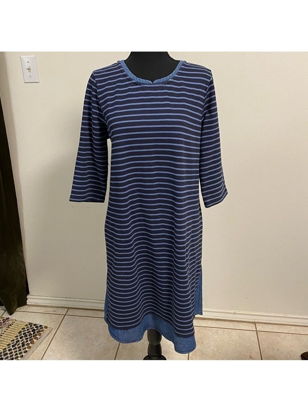 J. Jill Dress Women’s Size Medium Navy Blue Stripe Shift Dress